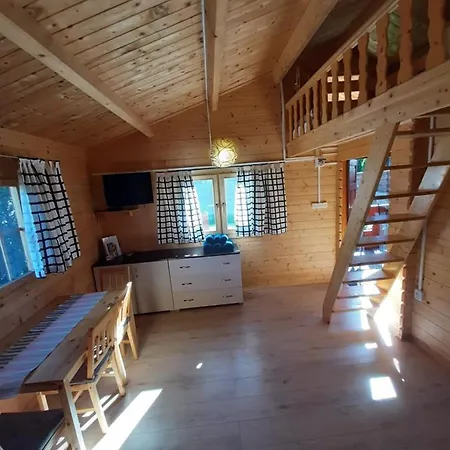 Zacisze Letniskowe Karsibor *