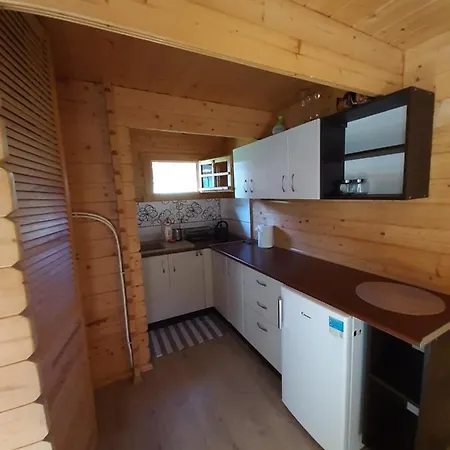 Zacisze Letniskowe Karsibor Lodge *