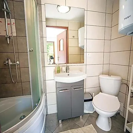 Zacisze Letniskowy Domek letniskowy *